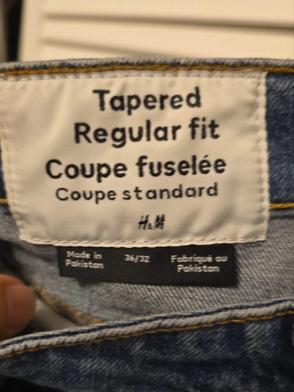 H&M Men's Tapered Regular Fit in Dark Blue Wash